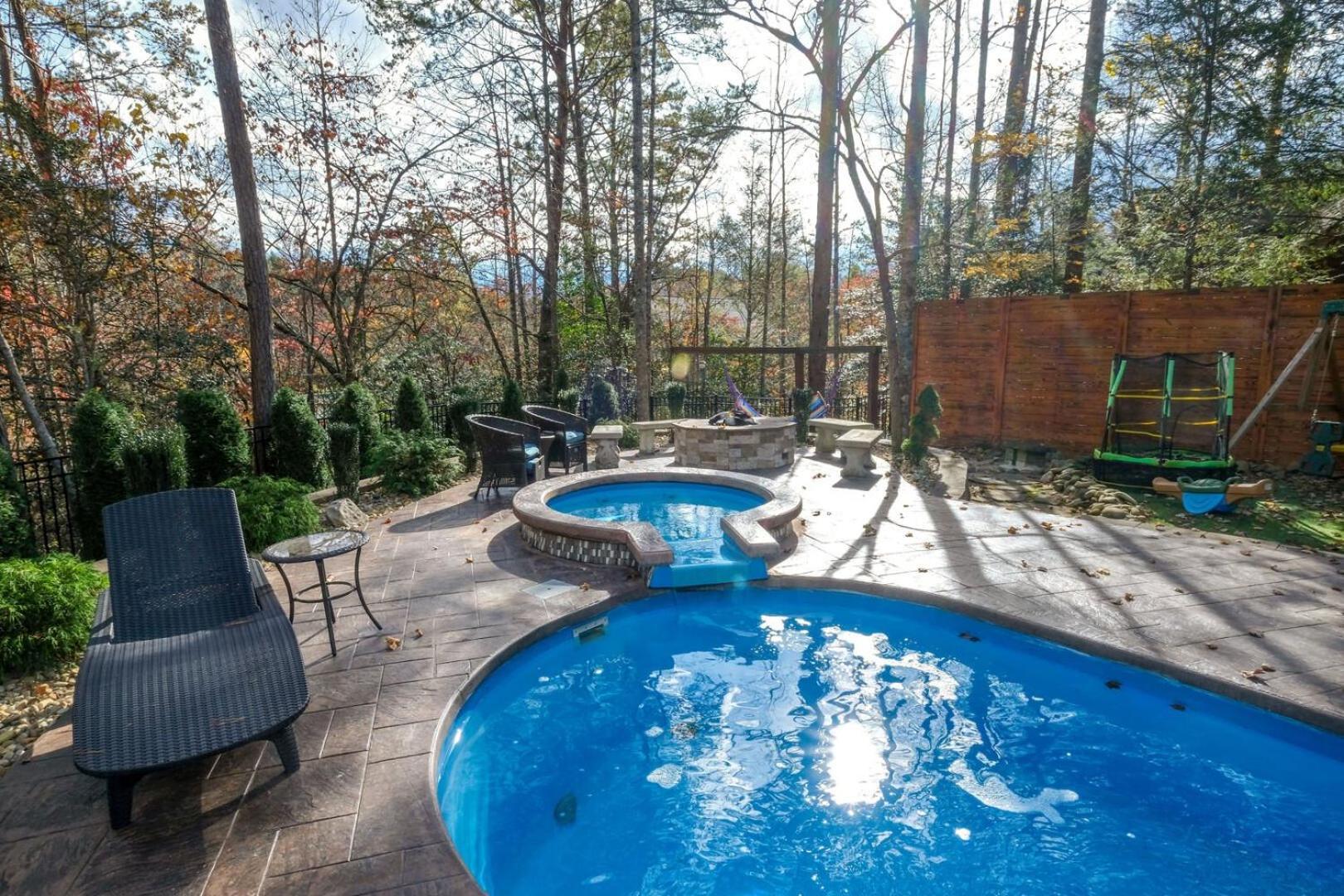 Pitter Patter Swimming Pool Ht Near D'Town Villa Gatlinburg Bagian luar foto